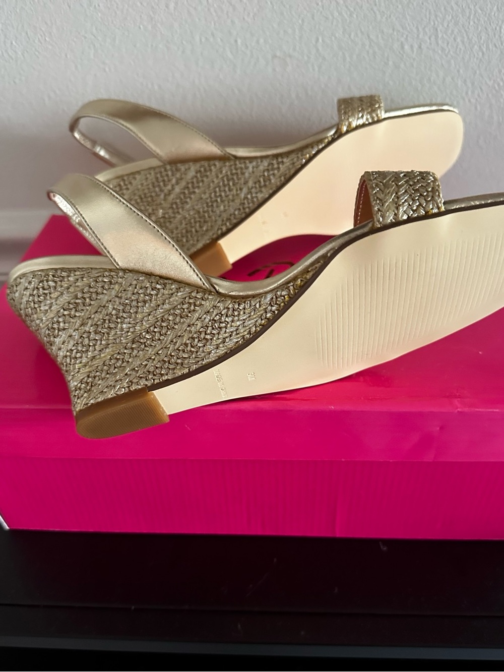Lilly Pulitzer Carla Wedge Gold - Picture 2 of 3